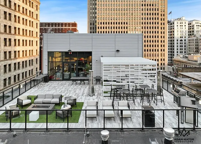 Downtown Luxury Walk To Stadium Apartment Pittsburgh